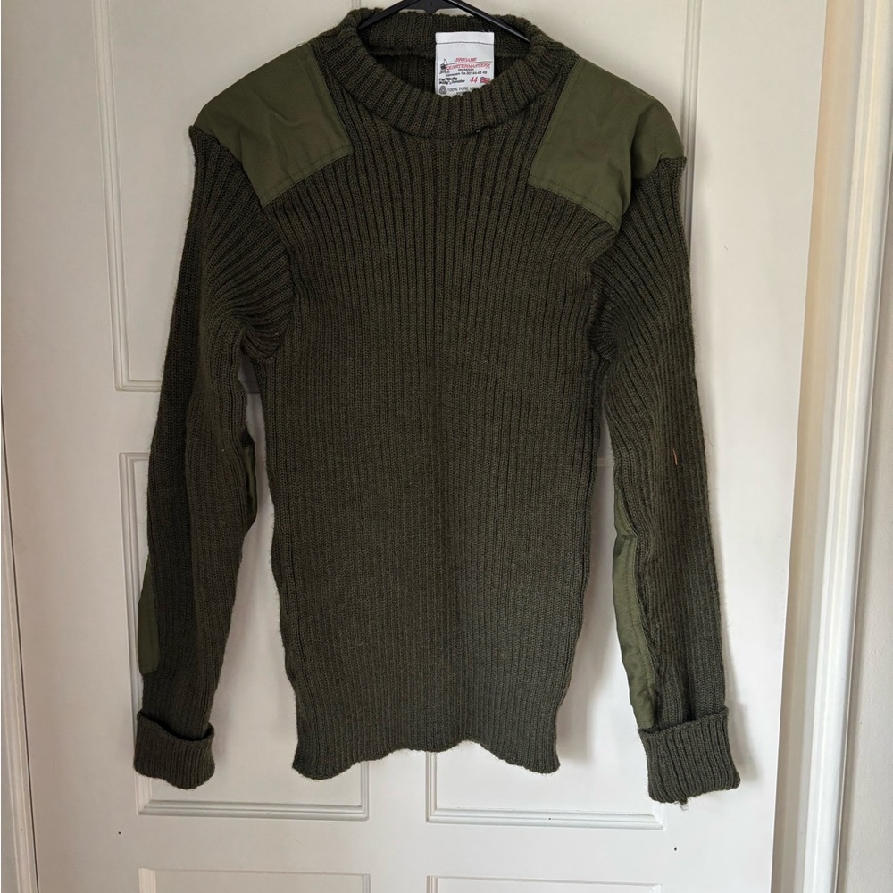 Green Crewneck Sweater with Ribbed Knit and Reinforced Patches
